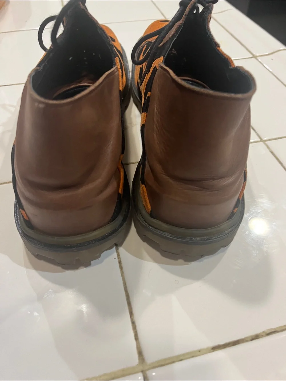 Wind made in Italy orange and brown and black cowhide print size 39